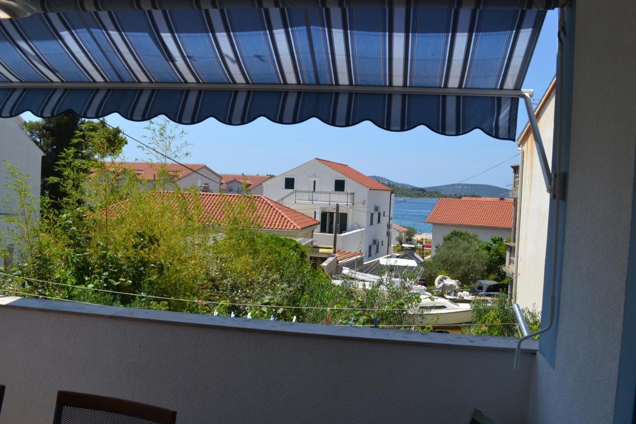 Apartments Lucija Srima Kültér fotó