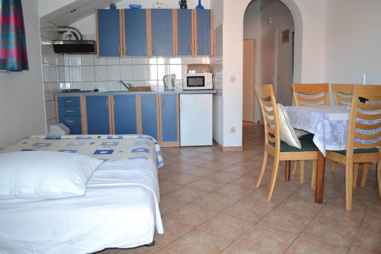 Apartments Lucija Srima Kültér fotó