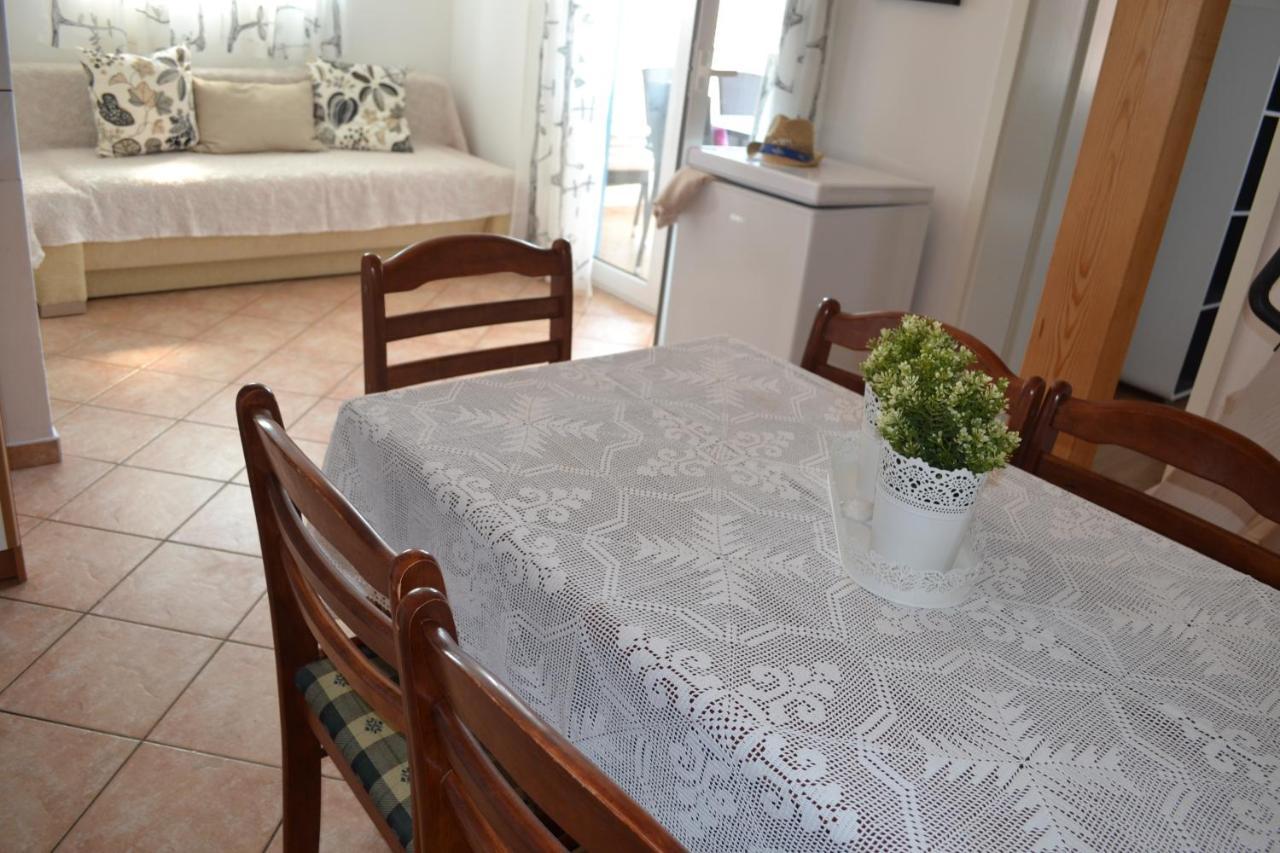 Apartments Lucija Srima Kültér fotó