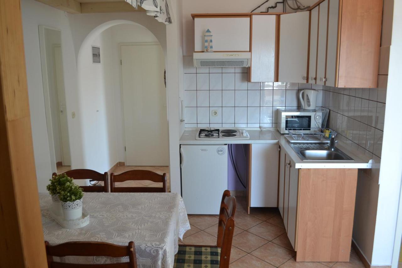 Apartments Lucija Srima Kültér fotó