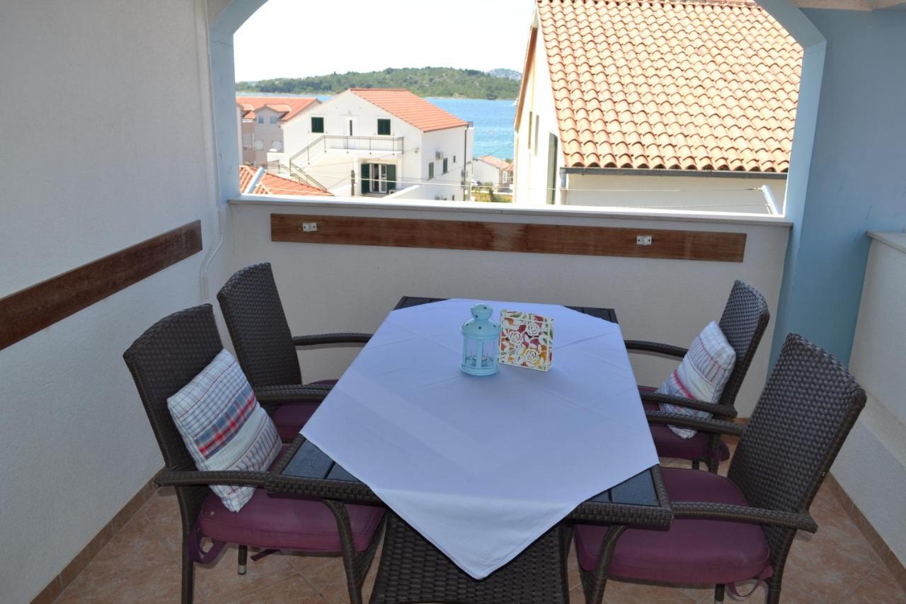 Apartments Lucija Srima Kültér fotó