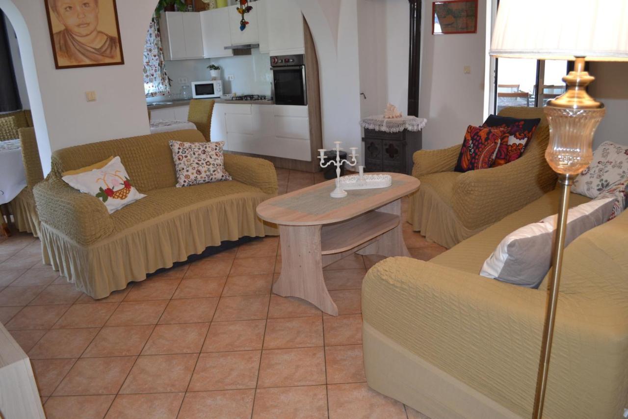 Apartments Lucija Srima Kültér fotó
