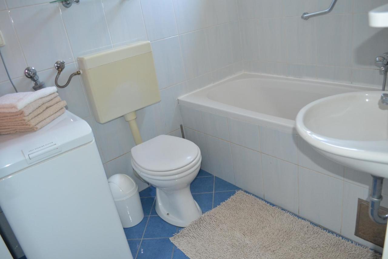 Apartments Lucija Srima Kültér fotó